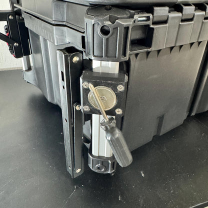 Flip-Up Table Hinge Mounts with Hook & Magnet for Milwaukee Packout | OmniLink