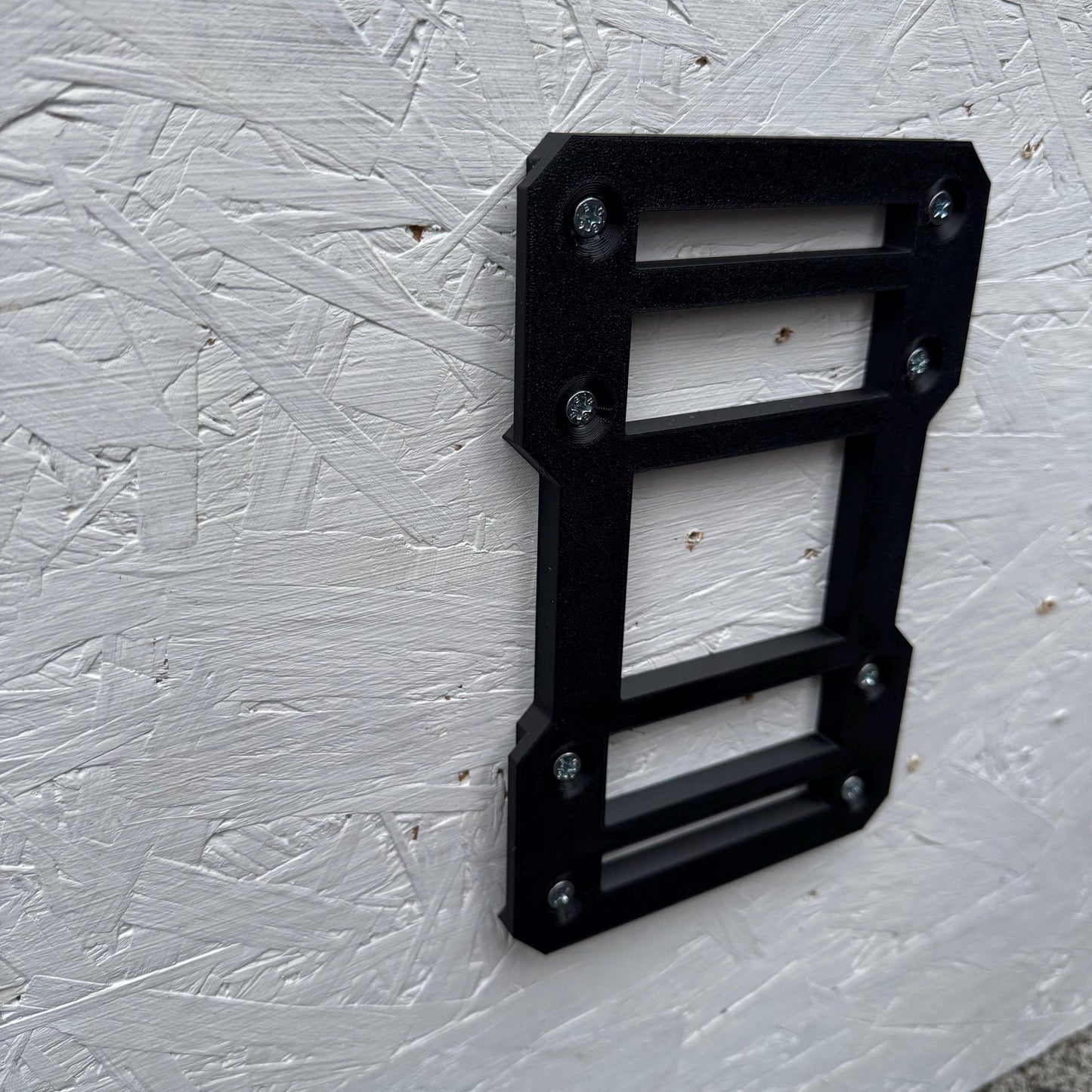 Wall Mount for Makita P-91067 T-90065 MAKTRAK Compact Deep Organiser | OmniLink