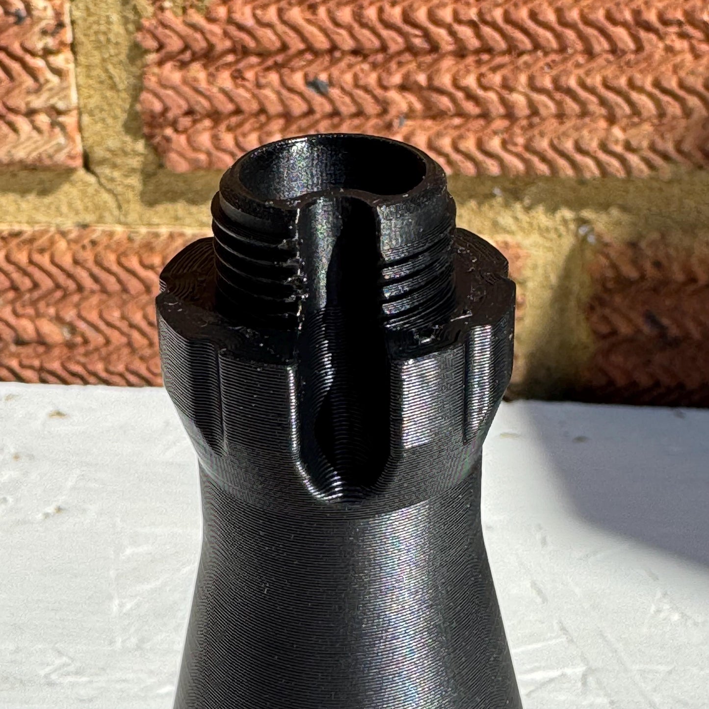 Universal M20-2.5 Motorcycle Oil Funnel Thread-In Vented Easy Oil Changes BLACK